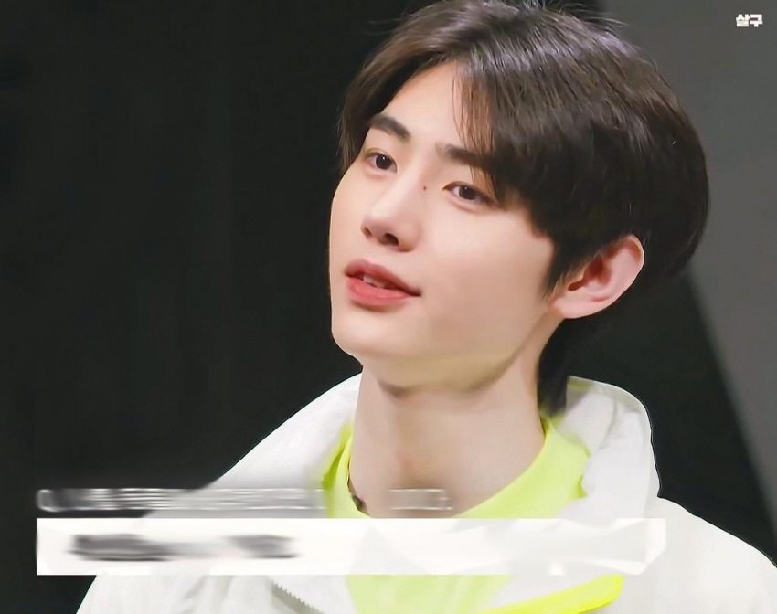 이 얼굴이 어떻게 미성년자지 완전 내 이상형임 | 인스티즈