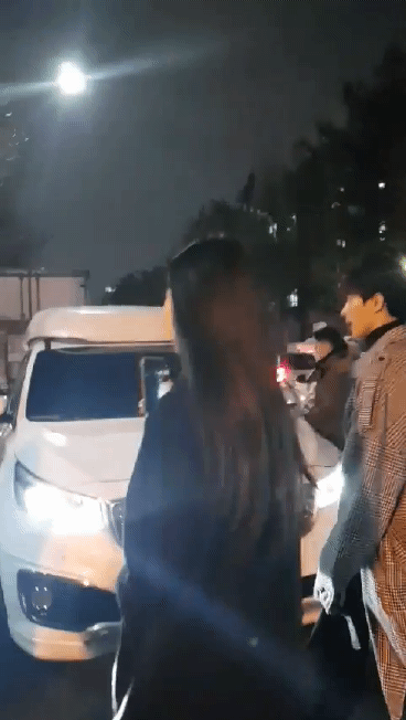 세븐틴 도겸 덩치 짤 보고 갈래?? | 인스티즈