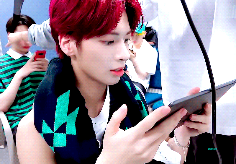 투바투 태현 진짜 얼굴 어떻게 이러지 | 인스티즈