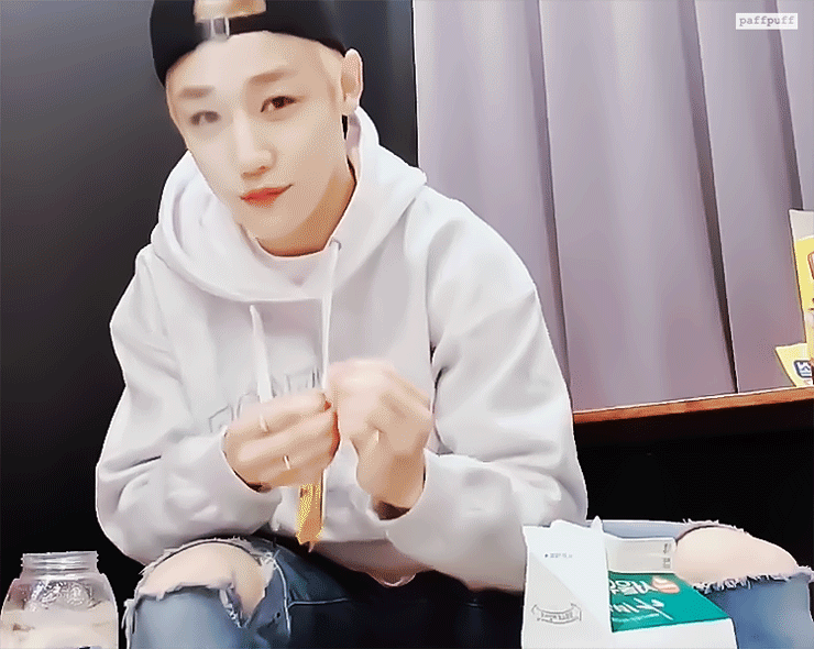 술자리 4차까지 달리고 다음날 해장까지 같이 달리고 싶은 남자 1위 | 인스티즈