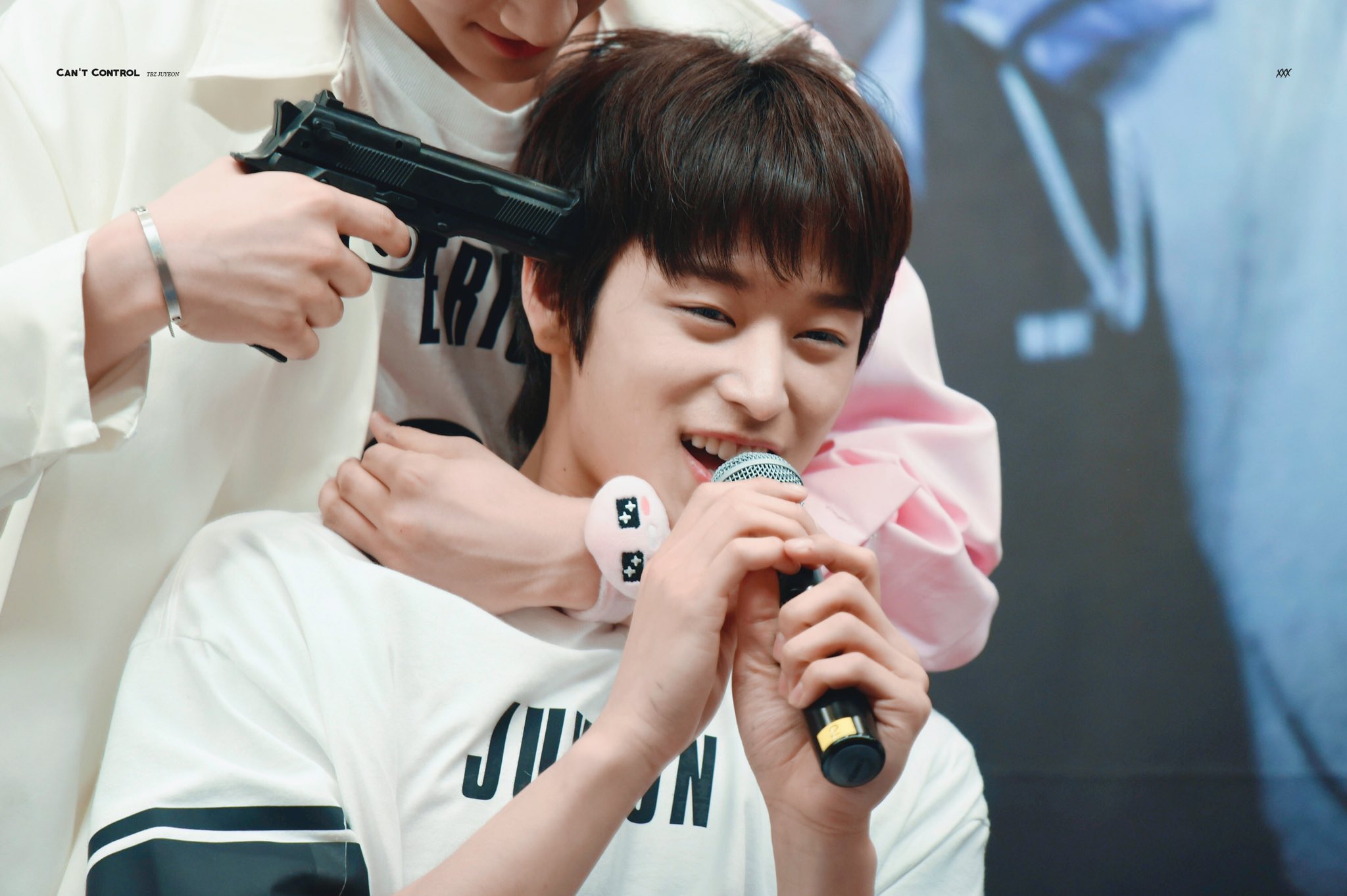 더보이즈 주연 입덕하면 신인때 보는거 자제하고 최근거부터 보는거 추천함.. | 인스티즈