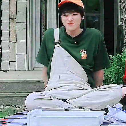 이주연 눈 진짜 사르르야... | 인스티즈