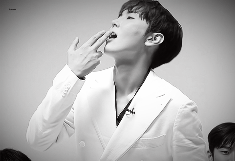 호옥시 타팬분들께 투표 부탁드리면 해주시나요...? 저희 애들 도복입고 무대하는거 너무 보고 싶거든요 | 인스티즈