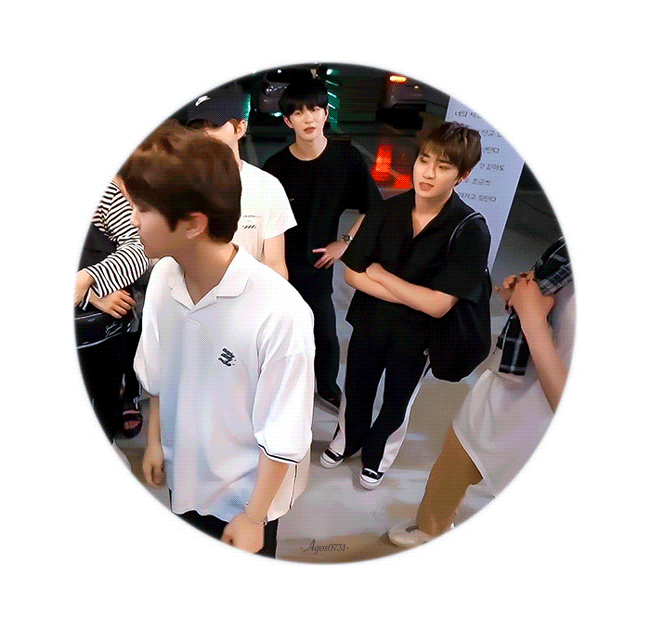 주찬이 와앙할때 올리는짤 맨날 다른거 귀엽 | 인스티즈