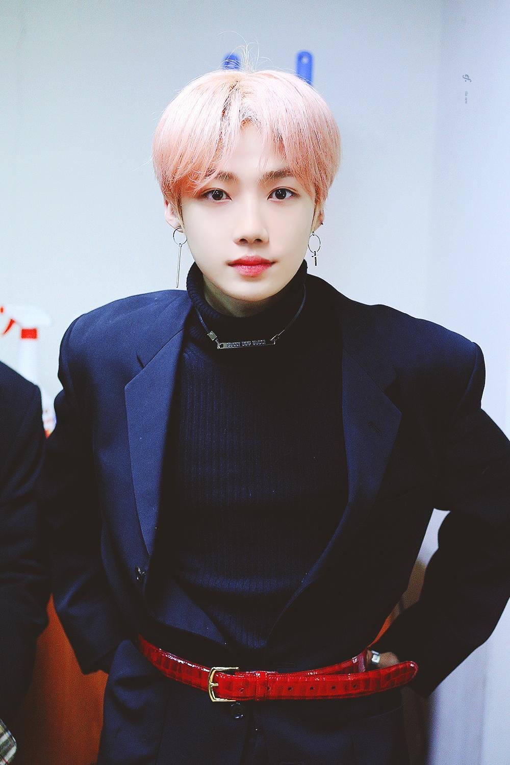 내가 보려고 올리는 더보이즈 뉴 사복패션💕 | 인스티즈