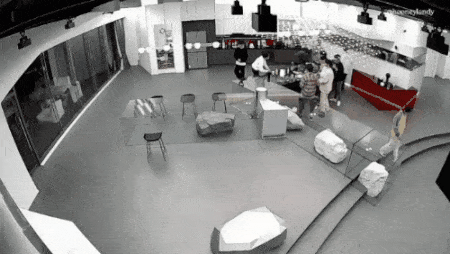 그래도 아이랜드 CCTV보면서 얻은 소소한 tmi.... | 인스티즈