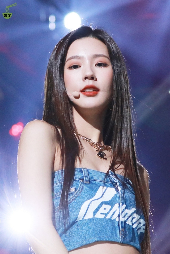 💜아이들의 비주얼 메인보컬 조미연 얼굴 자랑글입니다❤️ | 인스티즈