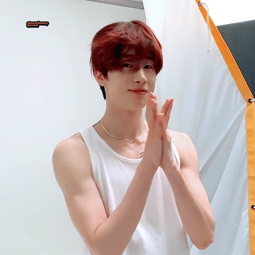 한승우 화보 도장깨기 중 | 인스티즈