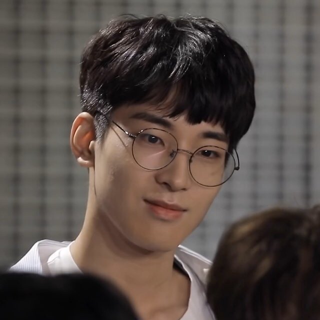 배린이 데리고 치킨 먹기 | 인스티즈