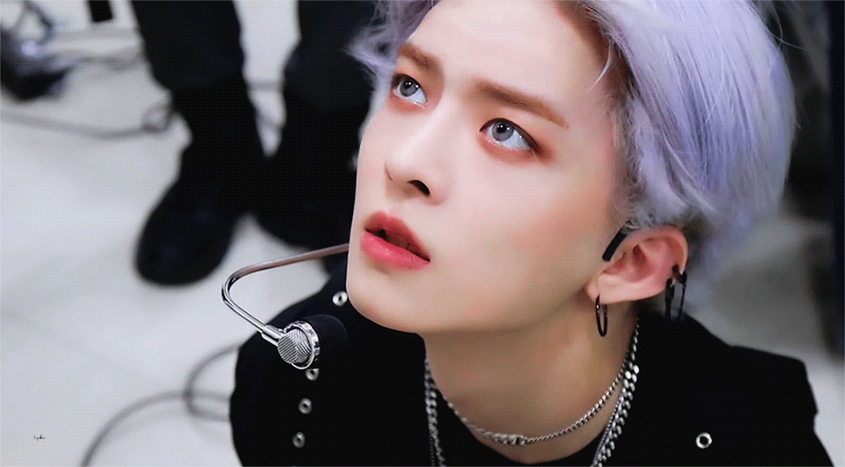 야 빅톤이들아 난 그래도 황금촉이다🤟 | 인스티즈