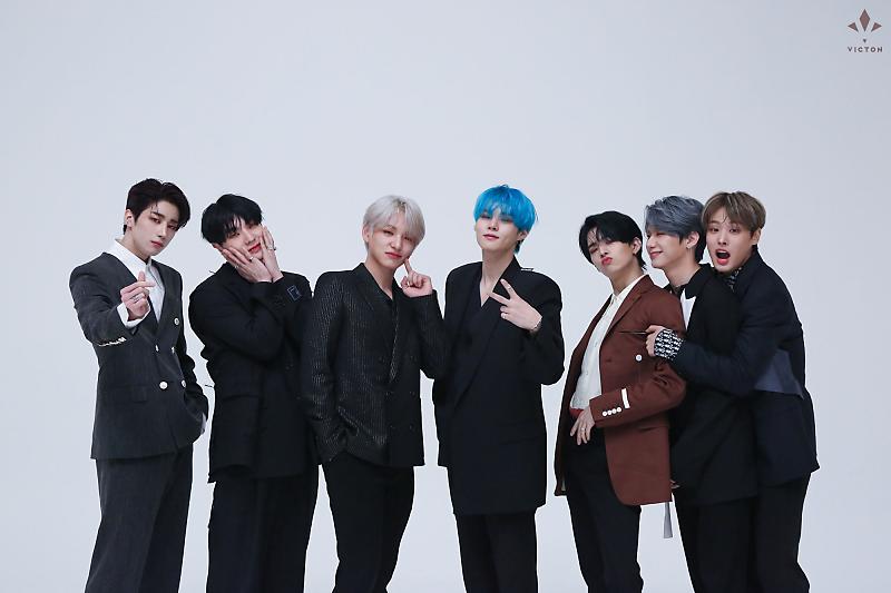 한승우 한선화 옆에 있으니깐 막내 티 난닼ㅋㅋㅋㅋ | 인스티즈