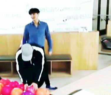 힝구 시우민 보고싶다ᓚᘏᗢ | 인스티즈