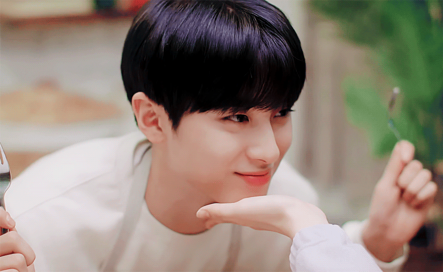 작년도 올해도 똑같이 김민규 🥺 | 인스티즈