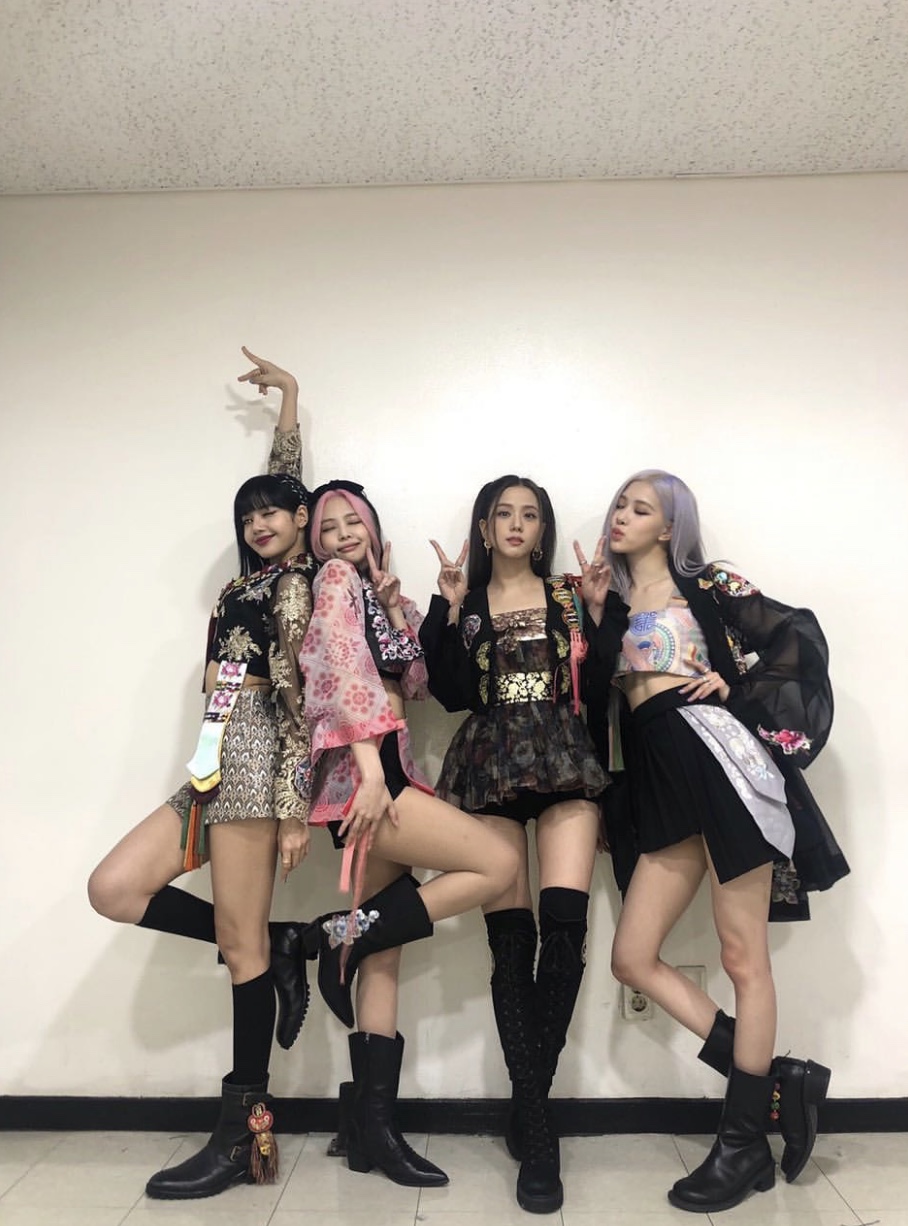 블핑이들 수고했어 9월에만나요🖤💖 | 인스티즈