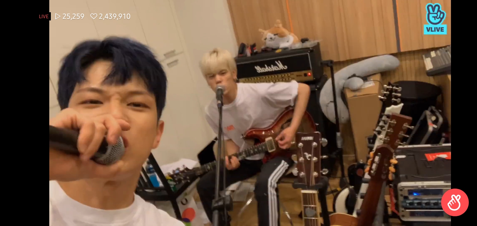 [OnAir] 엔플라잉 합주실 브이라이브ㅠㅠㅠㅠ지진캠이지만 사랑해 | 인스티즈