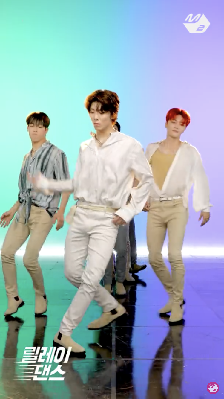 에셒나인 팬들아 이 멤 누구야? | 인스티즈