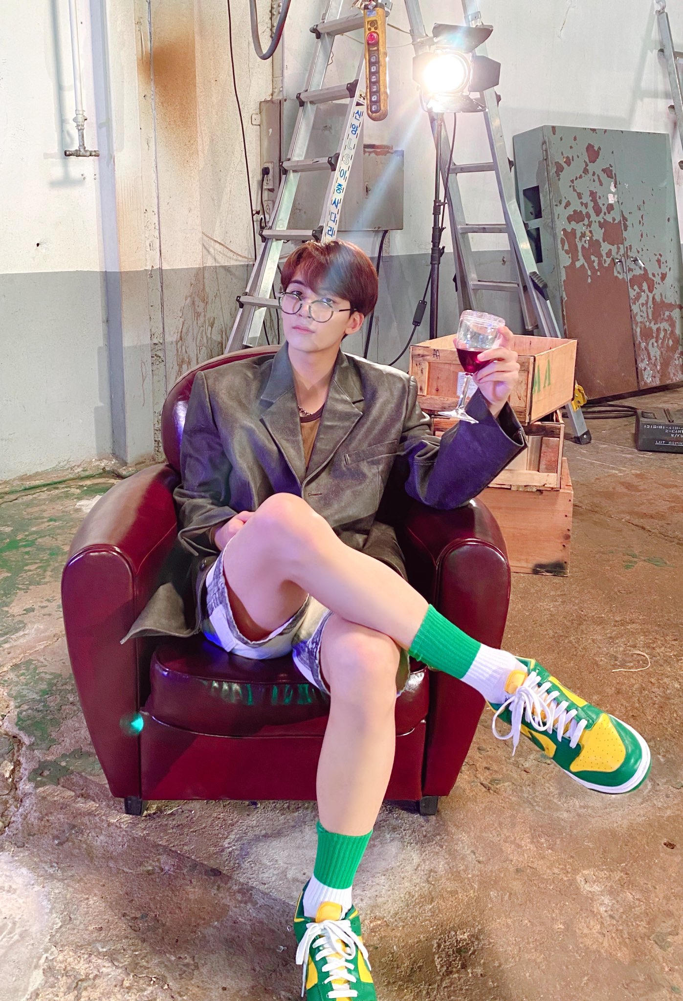 세븐틴 파트스위치에서 서로 무대의상 바꿔입은거 ㄹㅇ 변태아님????? | 인스티즈