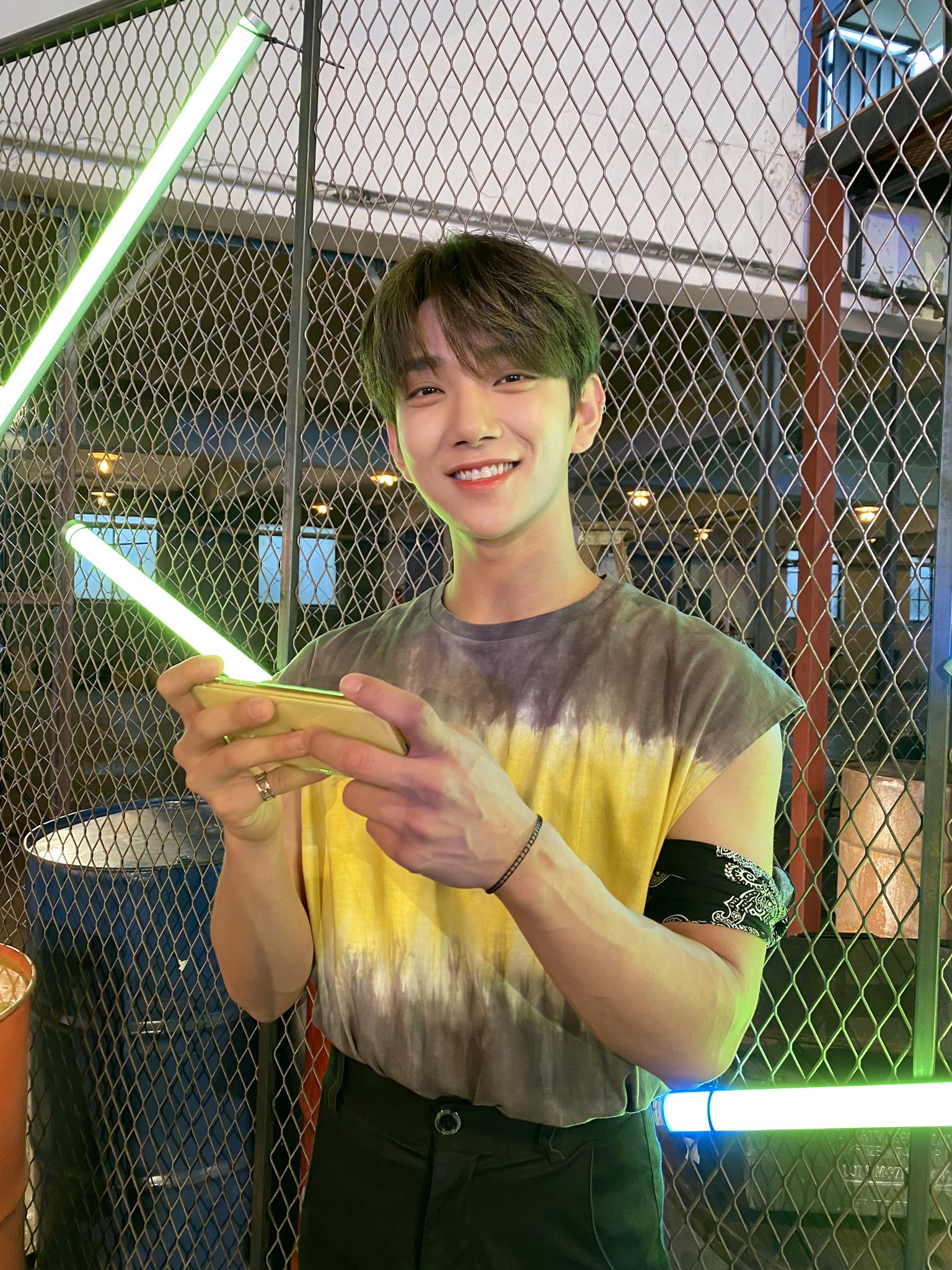 세븐틴 파트스위치에서 서로 무대의상 바꿔입은거 ㄹㅇ 변태아님????? | 인스티즈