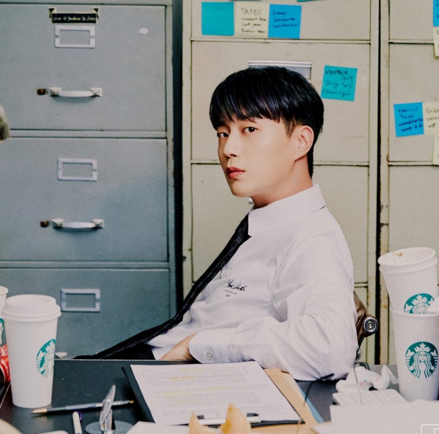 아니 윤두준 컨포 떴는데 팬들 어이없어; | 인스티즈