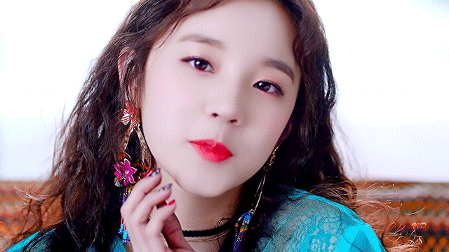 내가 좋아하는 데뷔 초 우기 | 인스티즈