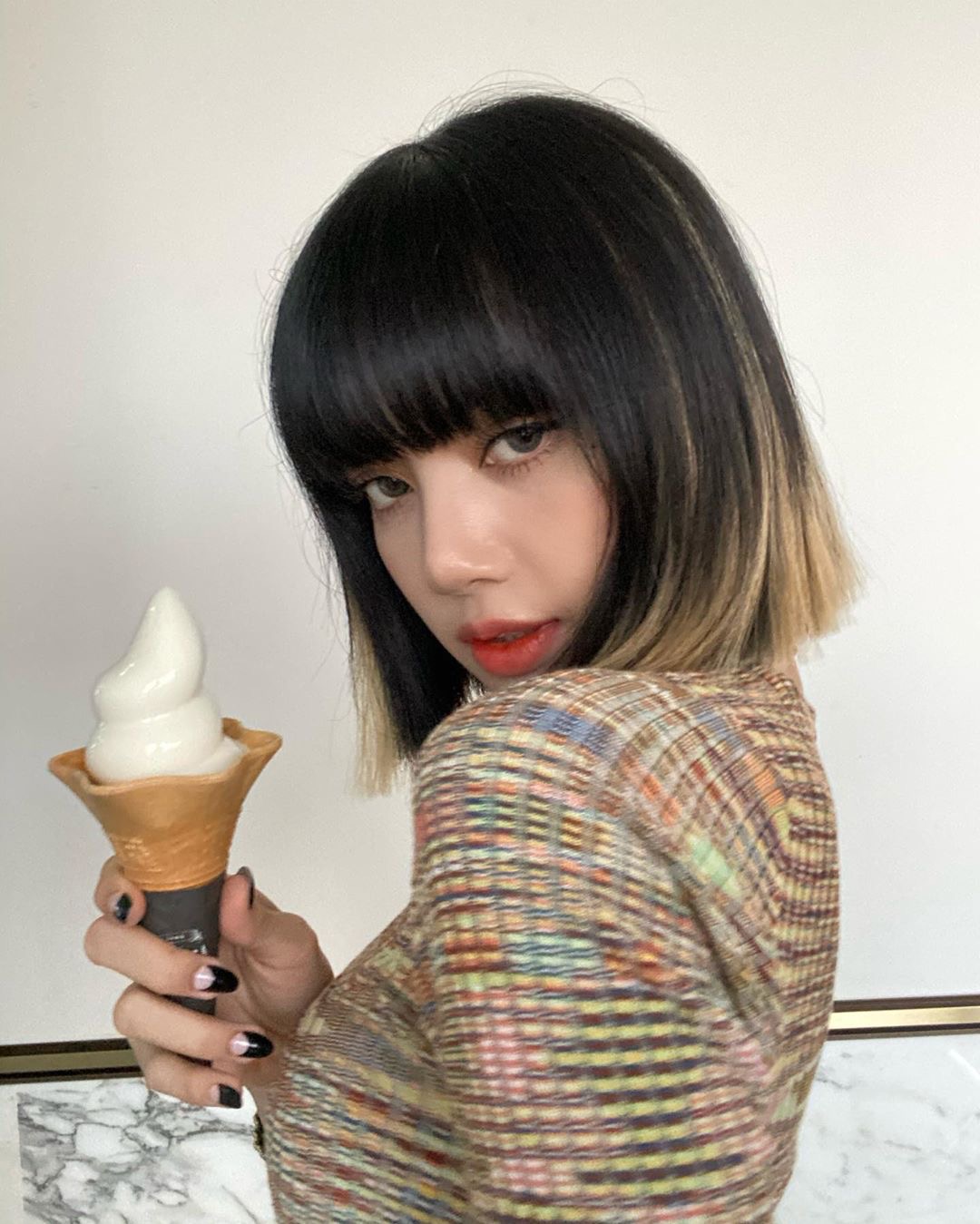 블핑이 대놓고 노래 제목 떠먹여줬었네...........ㅋㅋㅋ | 인스티즈