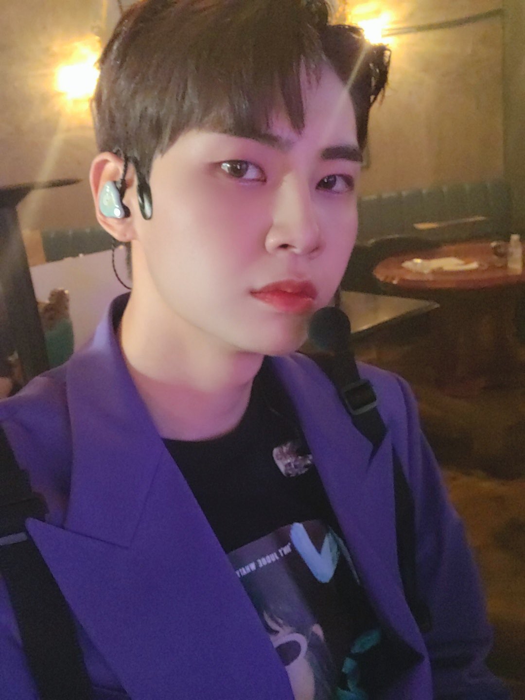 진혁이들아!!! 파란수트 진혁이는 보고 인티하니?? | 인스티즈