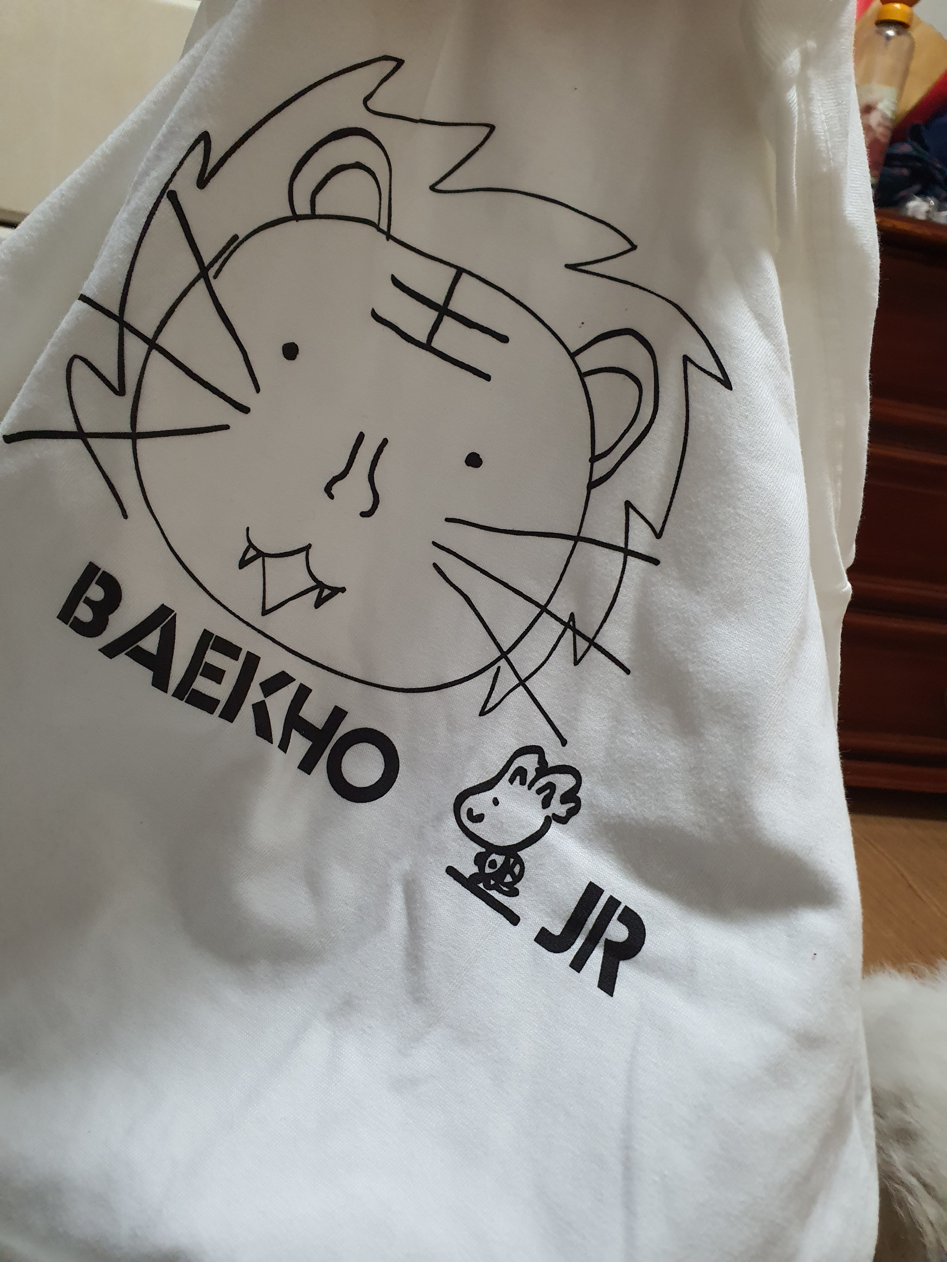 이런티셔츠는 회사에서 입고 가면 누가봐도 나덕질중이예요 이지?.... | 인스티즈