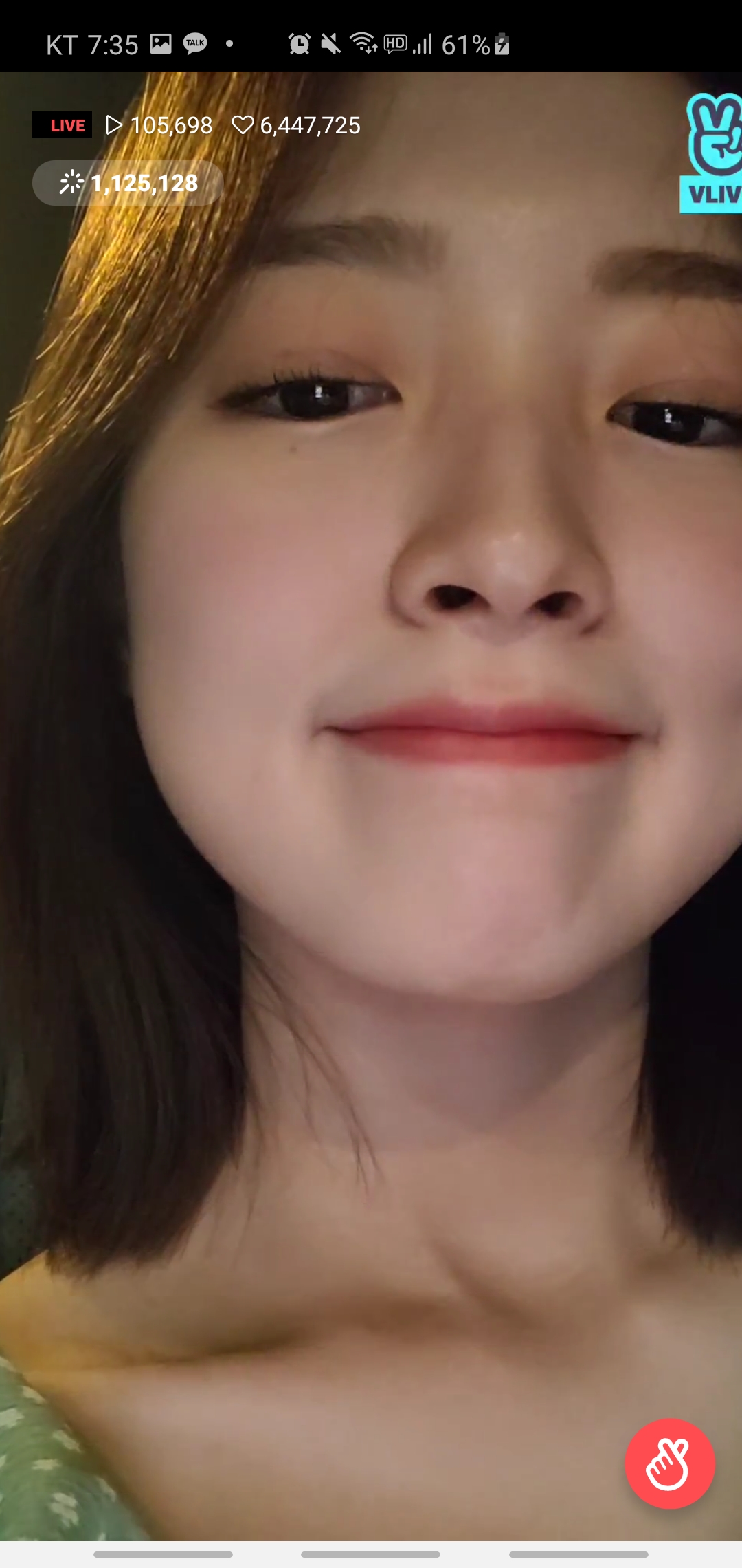 지금 브이앱에서 댓글 보고 있는 오마이걸 아린이... | 인스티즈