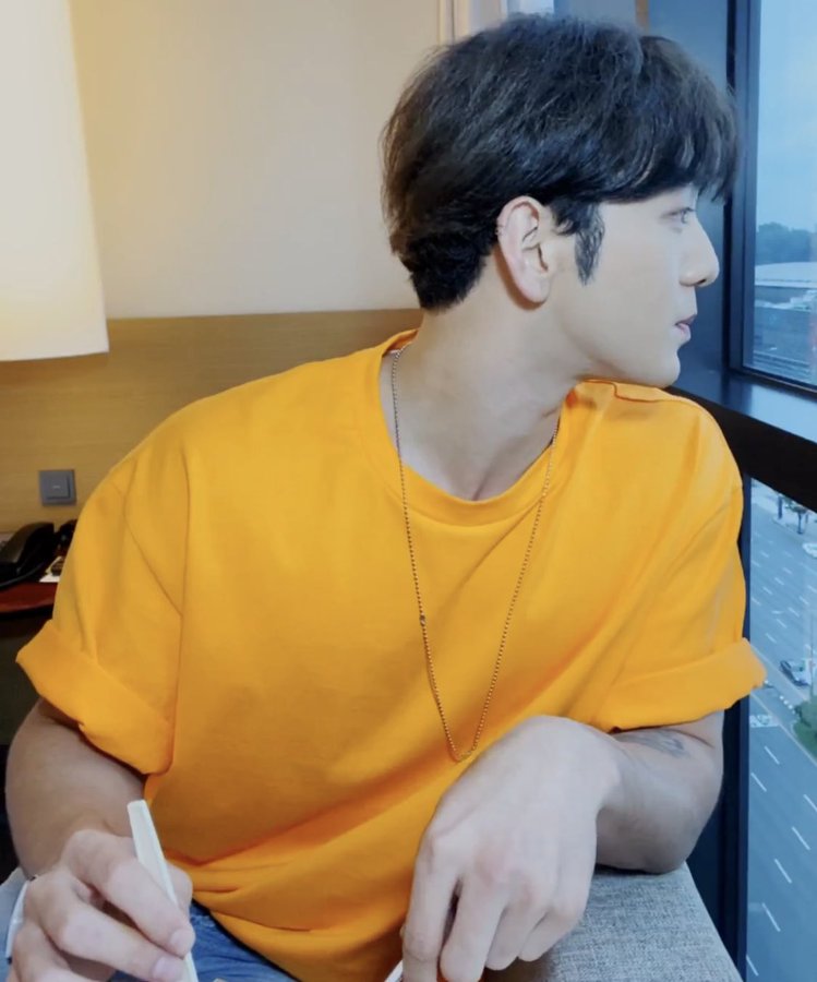 강동호 지금얼굴 잘생김...개잘생김... | 인스티즈