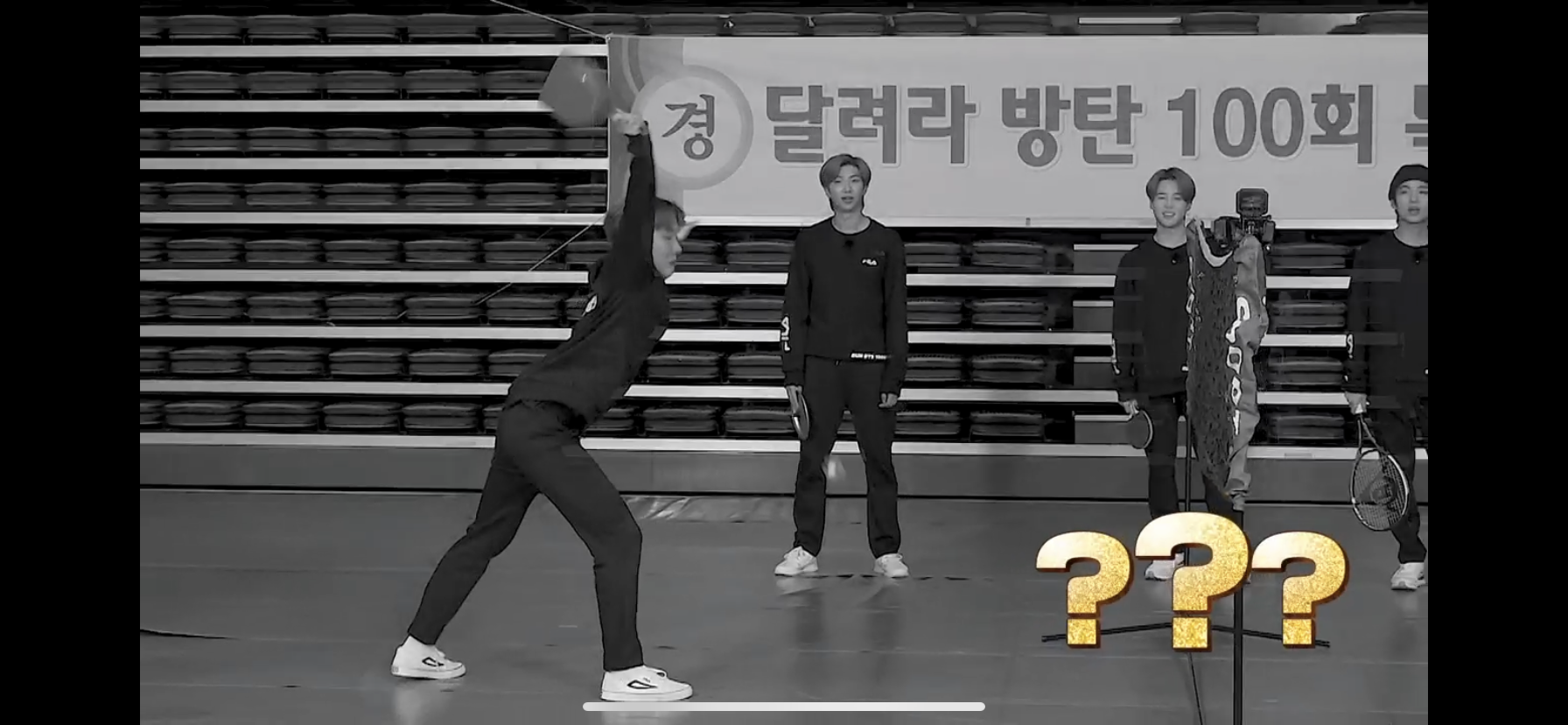 제이홉이거보고 지금 숨넘어가는중 | 인스티즈