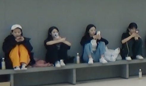 아니 설아 이거 왜케 놀리고 싶게 생겼지ㅋㅋㅋㅋㅋ | 인스티즈