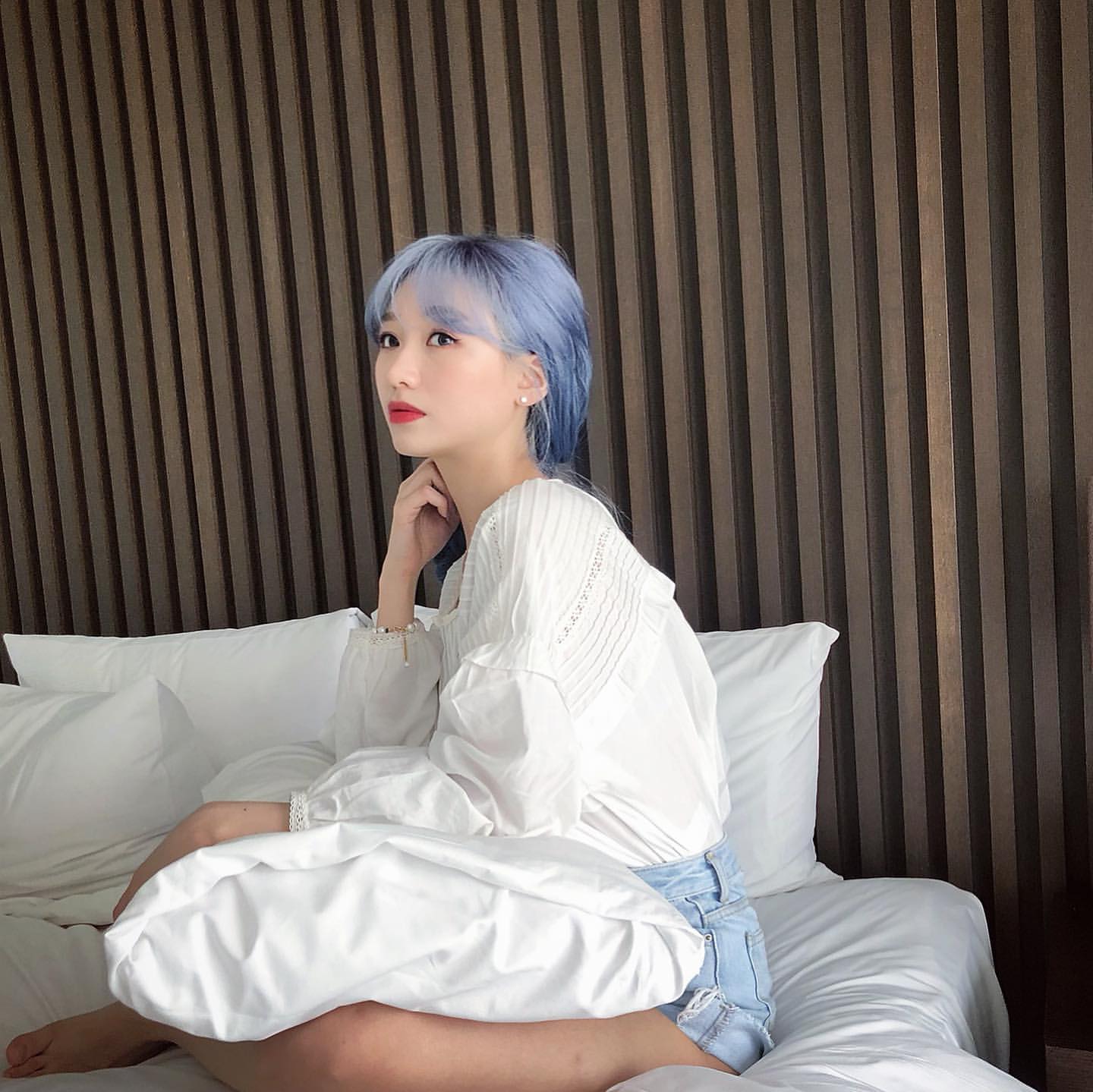 류수정 머리색 진짜 대박이다... | 인스티즈