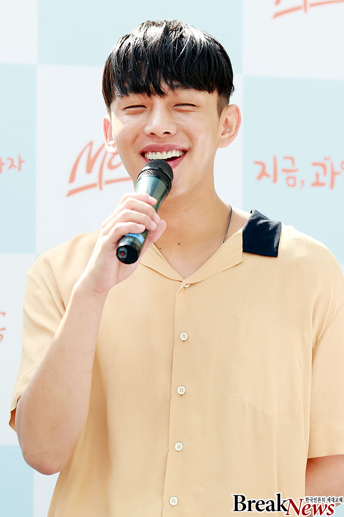 유아인 정말 좋아 | 인스티즈