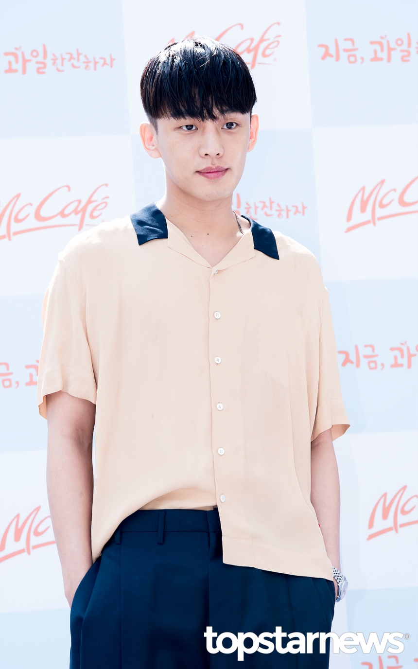 유아인 정말 좋아 | 인스티즈