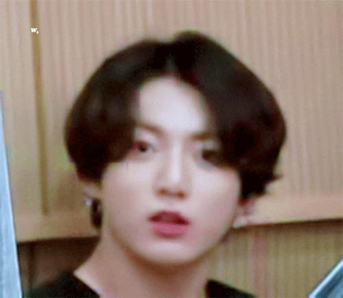 탈케 하려고 거의 발 뺀 ㅜㄴ간 방탄 정국이 다시 내 손 잡고 들여오는 중임ㅜ | 인스티즈