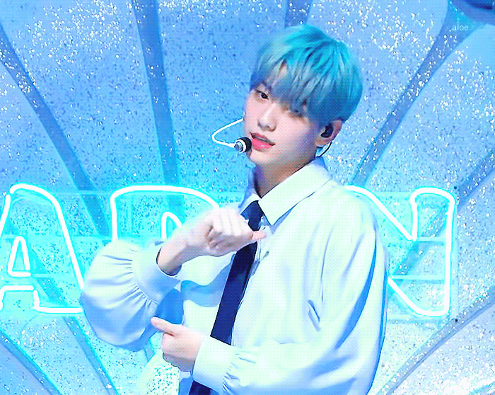 투바투 수빈 돌핀 움짤🐬💙 | 인스티즈