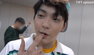 아.. 수빈 데뷔초 개귀엽다 | 인스티즈