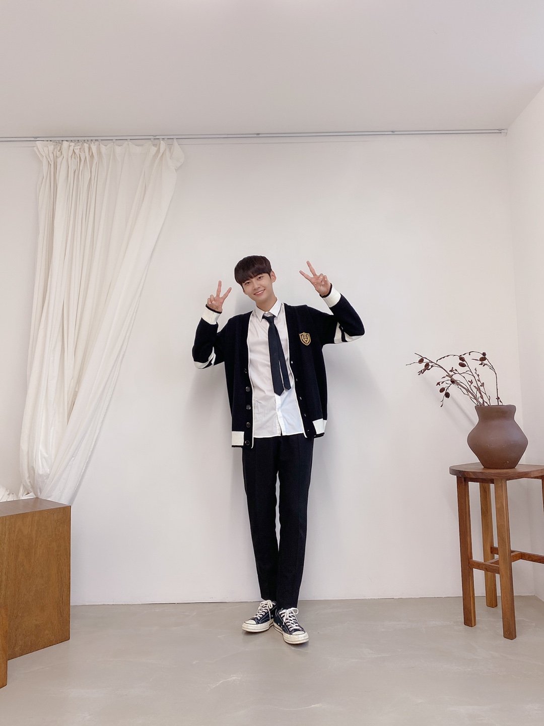 학교 다니는 익들아 너네 2학년 5반에 이런 사람있음??? | 인스티즈