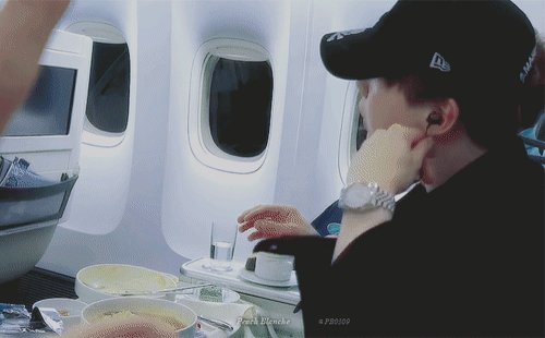 슈가..방탄 슈가 ㄹㅇ 미스테리한 사람임 예시로 이짤을 들어보자면 | 인스티즈