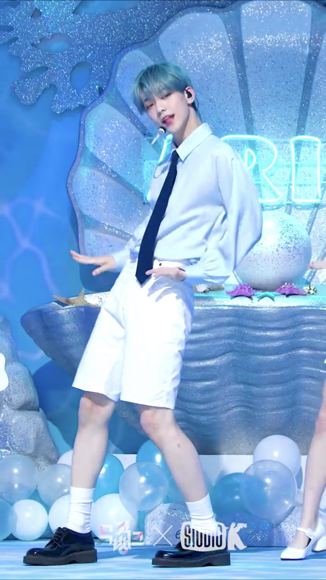 아 최수빈 돌핀 직캠 진짜 에바다ㅋㅋ | 인스티즈