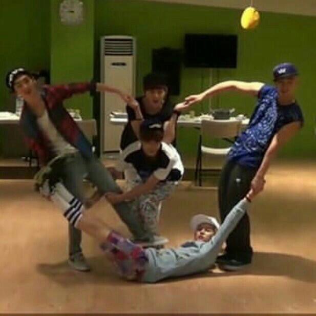 뉴이스트 하트도 잘 만들고 다컸네 다컸어 | 인스티즈