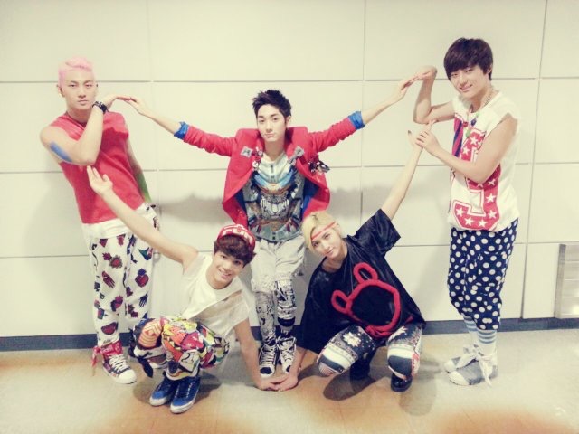 뉴이스트 하트도 잘 만들고 다컸네 다컸어 | 인스티즈