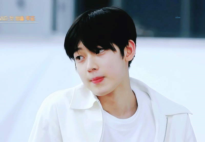 말랑한데 냉한얼굴 진짜조아 | 인스티즈