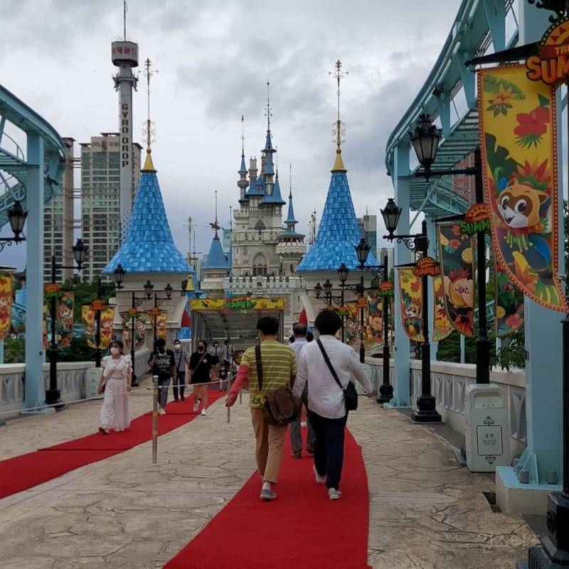 현재 많은 사람들 울리고 있는 배우 오정세 일화 | 인스티즈