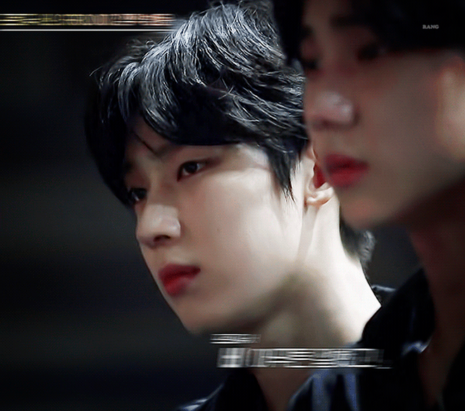 아이랜드 출연자이자 엔하이픈 김선우 얼굴 보고 가세요 (๑>◡<๑) | 인스티즈