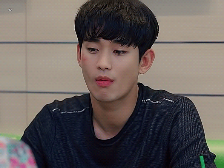 근데 김수현 이 씬 때 진짜 어리고 예쁘지 않았니... | 인스티즈