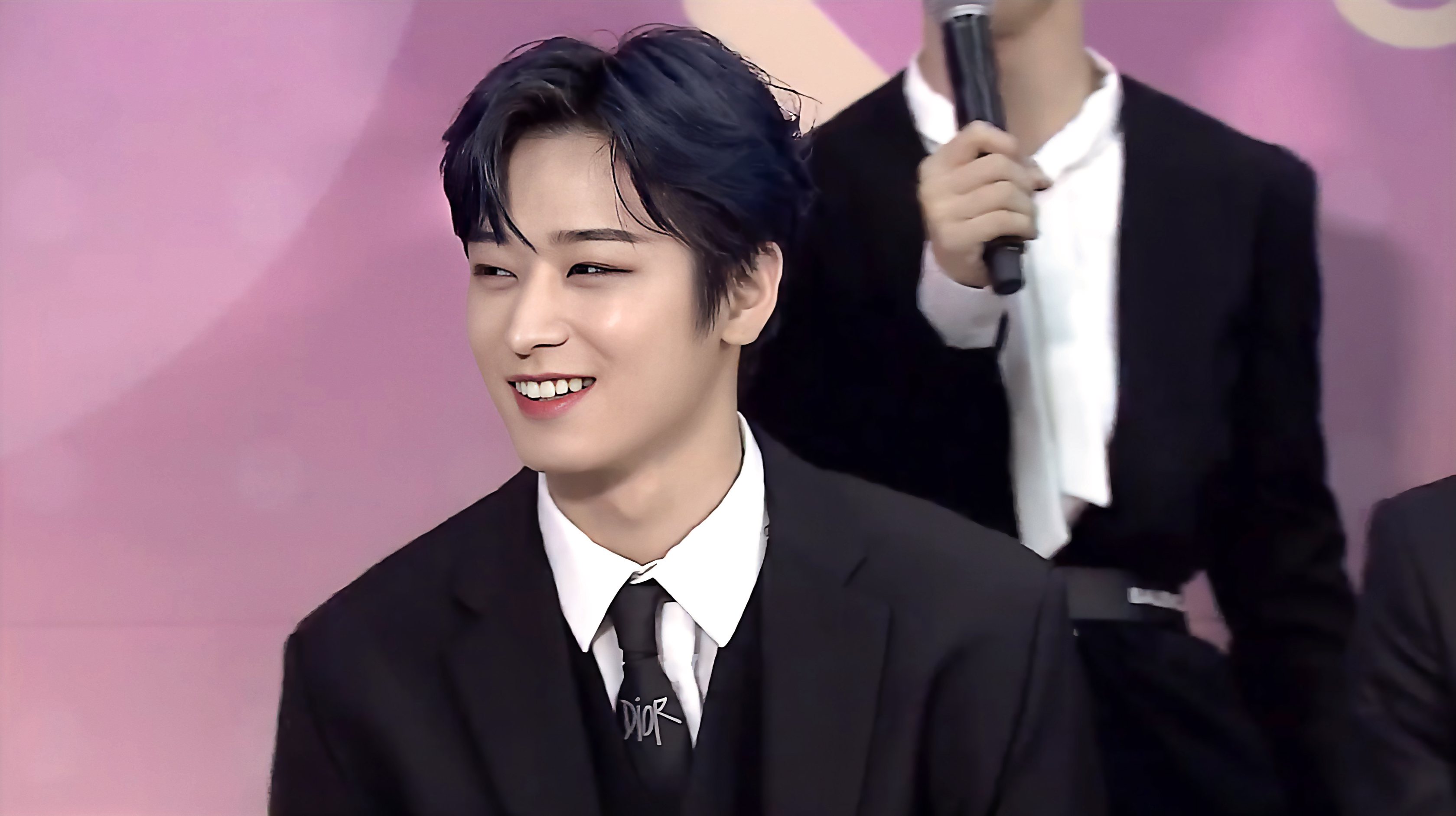 이주연 눈매 진짜 백만불짜리.. | 인스티즈