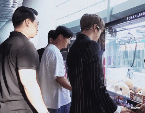 웃긴 팬아저짤 모음 이 중 하나는 헐레벌떡 주워간다에 내저녁을 걸지( .υ)  | 인스티즈