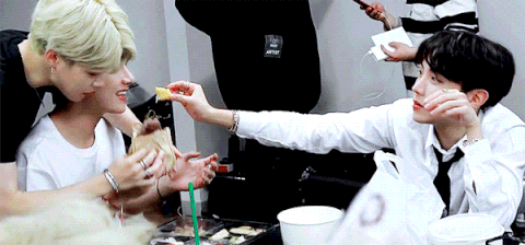 방탄 신기하다 | 인스티즈