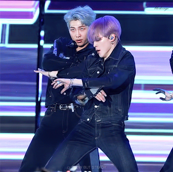 방탄 지민 아재들 홀리는거 봐 | 인스티즈